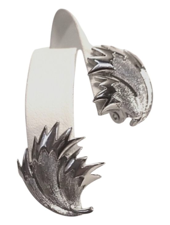 Monet Jewelry - Vintage Monet Clip-On Earrings